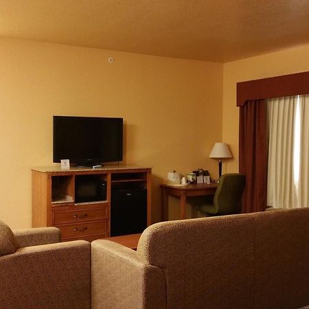 Hiway Inn Express Of Broken Bow Cameră foto