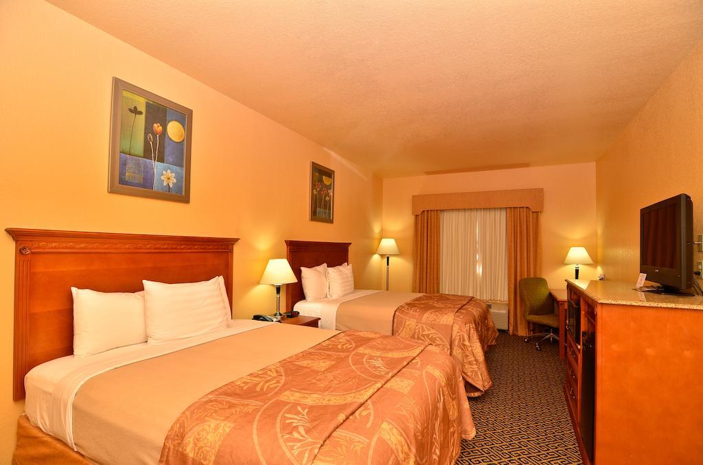 Hiway Inn Express Of Broken Bow Cameră foto